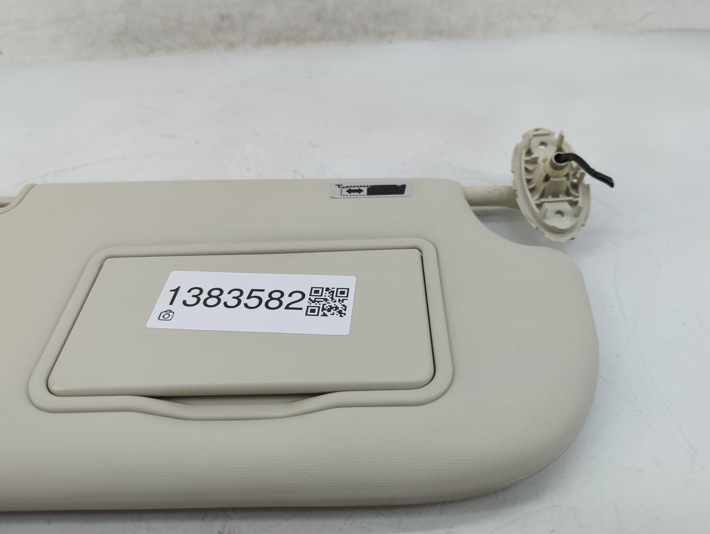 2013-2019 Ford Escape Sun Visor Shade Replacement Passenger Right Mirror Fits Fits 2013 2014 2015 2016 2017 2018 2019 OEM Us