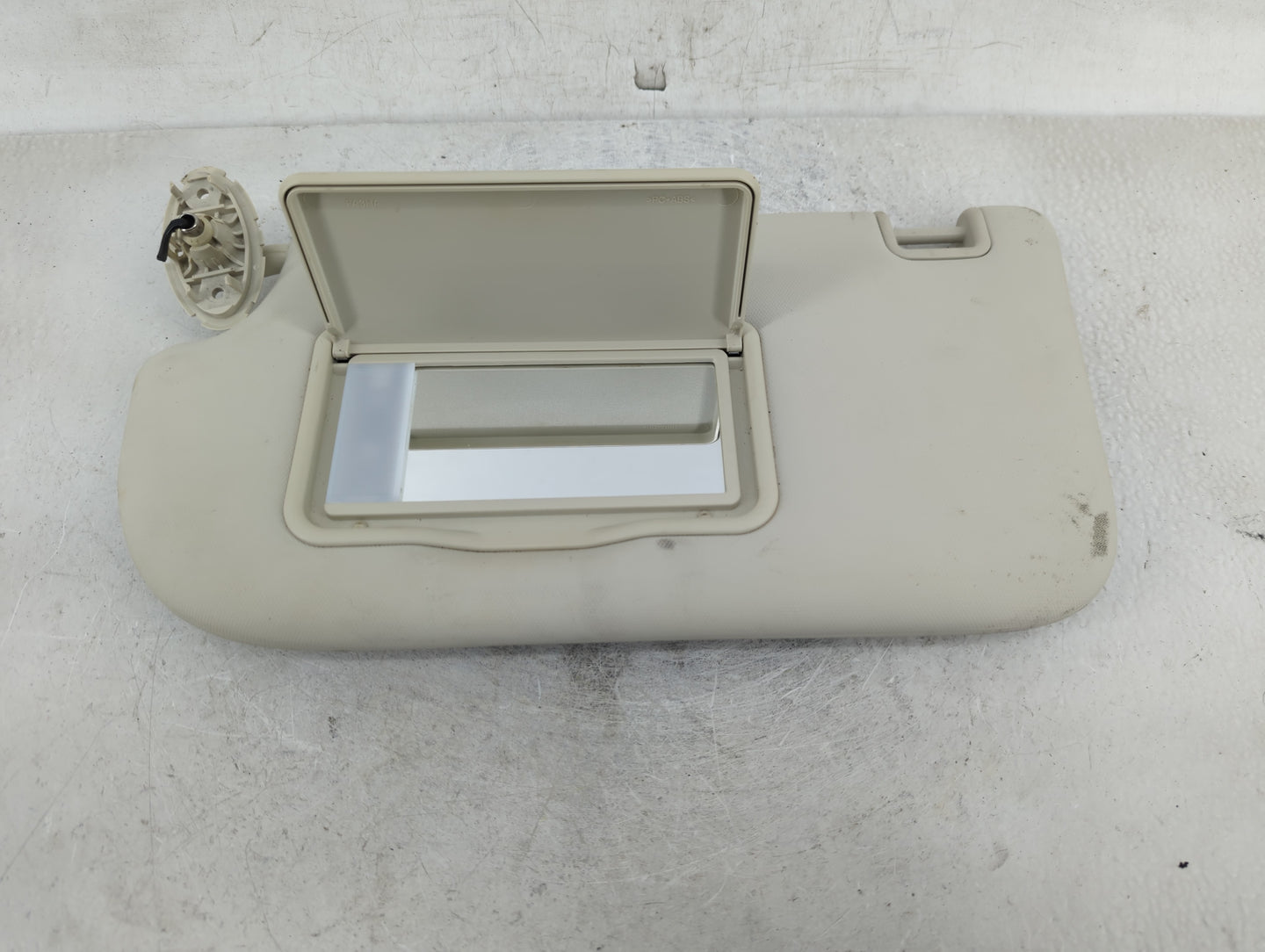 2013-2019 Ford Escape Sun Visor Shade Replacement Passenger Right Mirror Fits Fits 2013 2014 2015 2016 2017 2018 2019 OEM Us