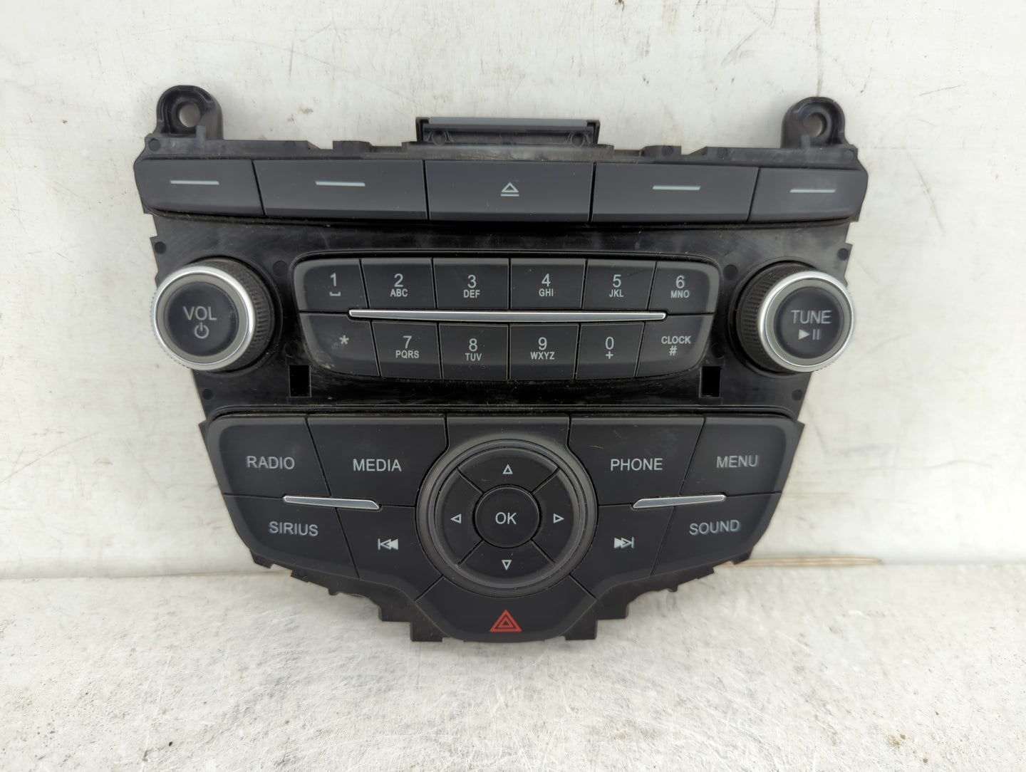 2017-2019 Ford Escape Radio AM FM Cd Player Receiver Replacement P/N:F1ET18K811KD Fits Fits 2015 2016 2017 2018 2019 OEM Use