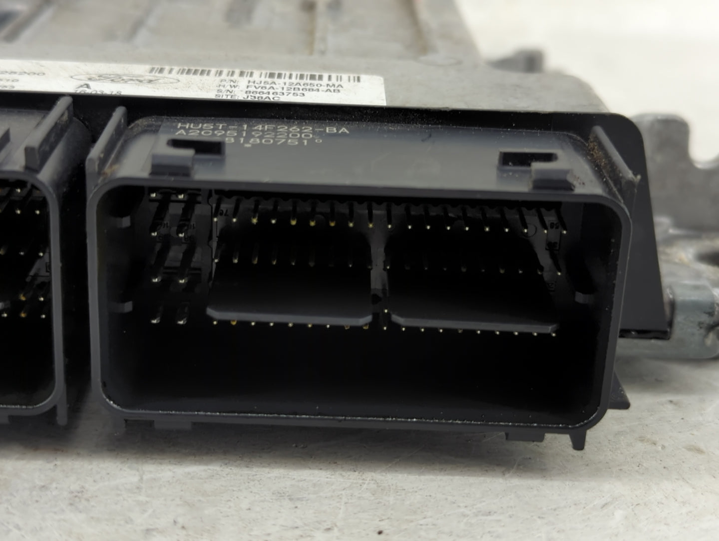2017-2019 Ford Escape PCM Engine Control Computer ECU ECM PCU OEM P/N:HU5T-14F262-BA HJ5A-12A650-MA Fits Fits 2017 2018 2019