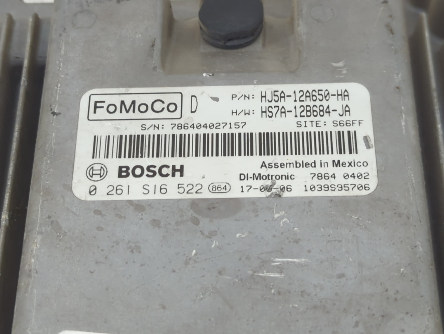 2017-2018 Ford Escape PCM Engine Control Computer ECU ECM PCU OEM P/N:0 261 S16 522 HJ5A-12A650-HA Fits Fits 2017 2018 OEM U