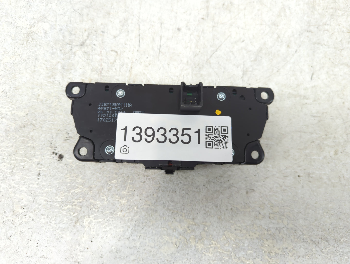 2017-2019 Ford Escape Radio Control Panel - Oemusedautoparts1.com