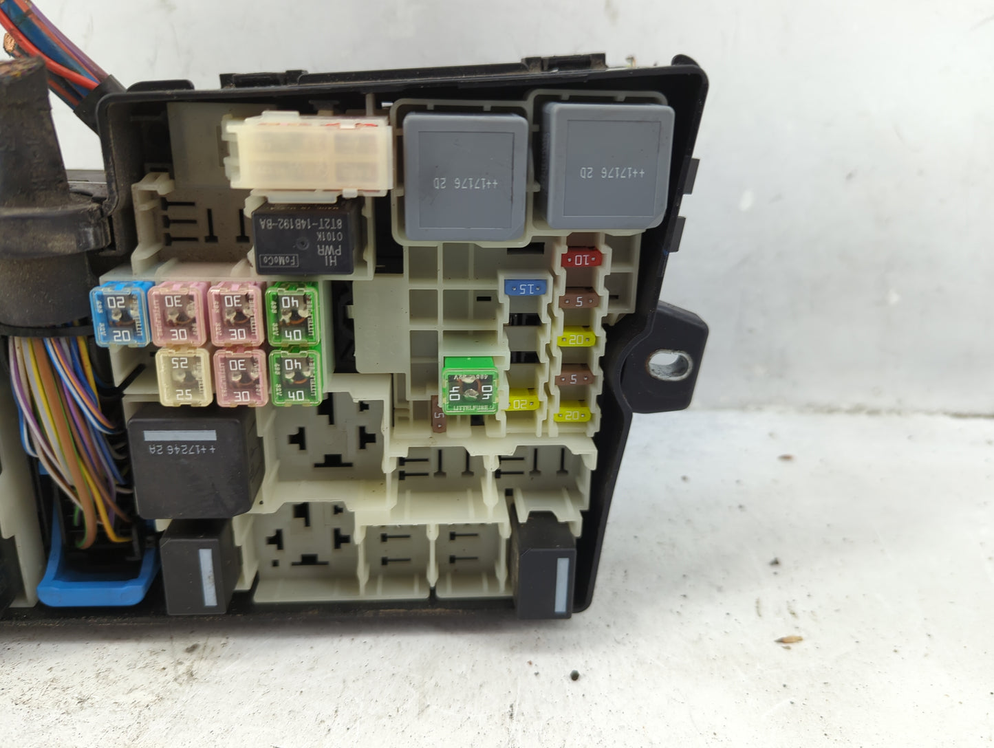 2017 Ford Escape Fusebox Fuse Box Panel Relay Module P/N:AV6T-14A067-AD Fits OEM Used Auto Parts - Oemusedautoparts1.com
