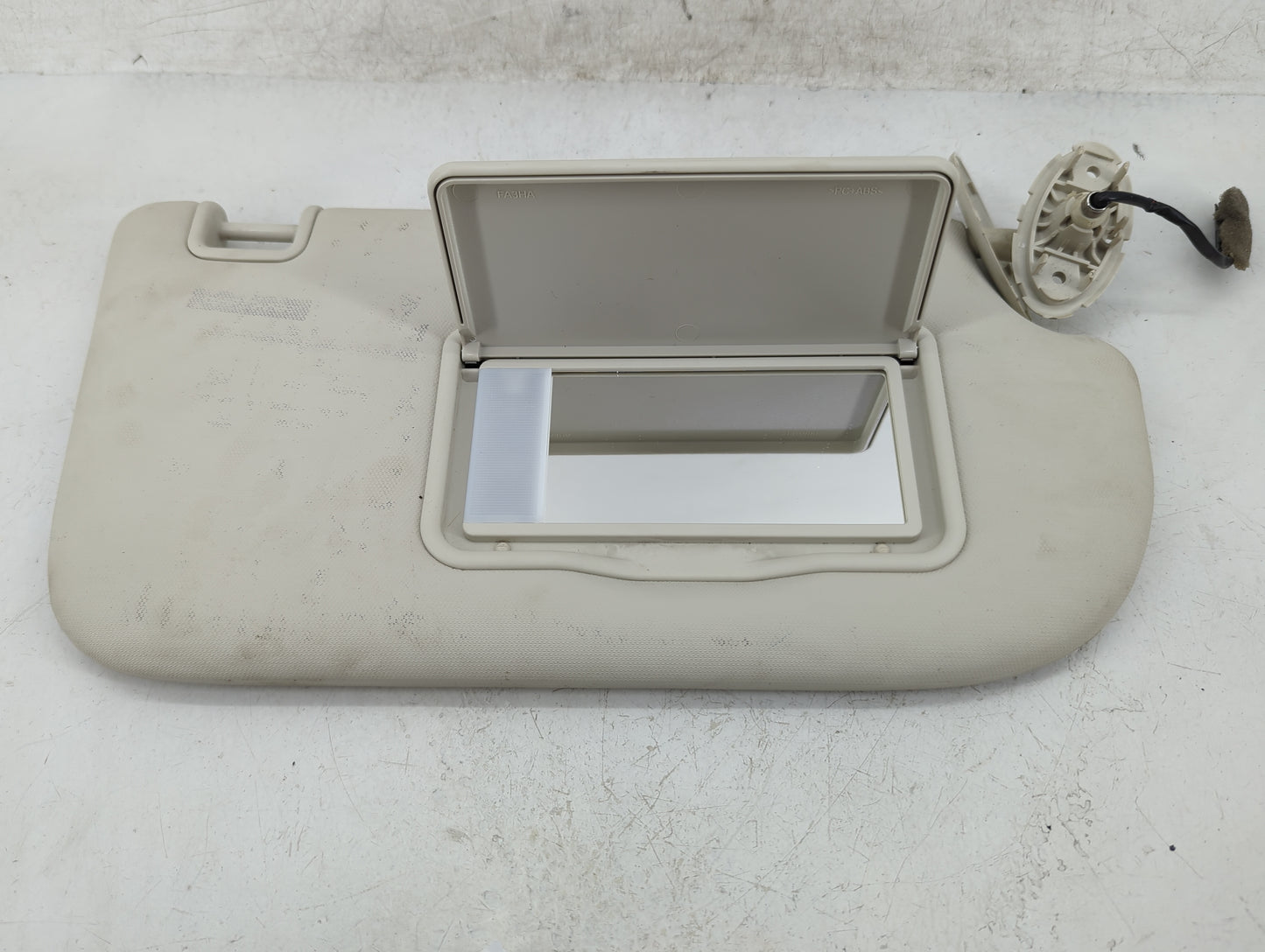 2013-2019 Ford Escape Sun Visor Shade Replacement Passenger Right Mirror Fits Fits 2013 2014 2015 2016 2017 2018 2019 OEM Us