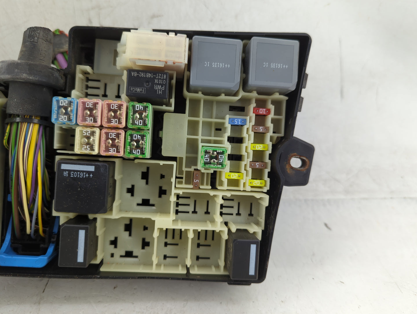 2017 Ford Escape Fusebox Fuse Box Panel Relay Module P/N:AV6T-14A067-AD Fits OEM Used Auto Parts - Oemusedautoparts1.com
