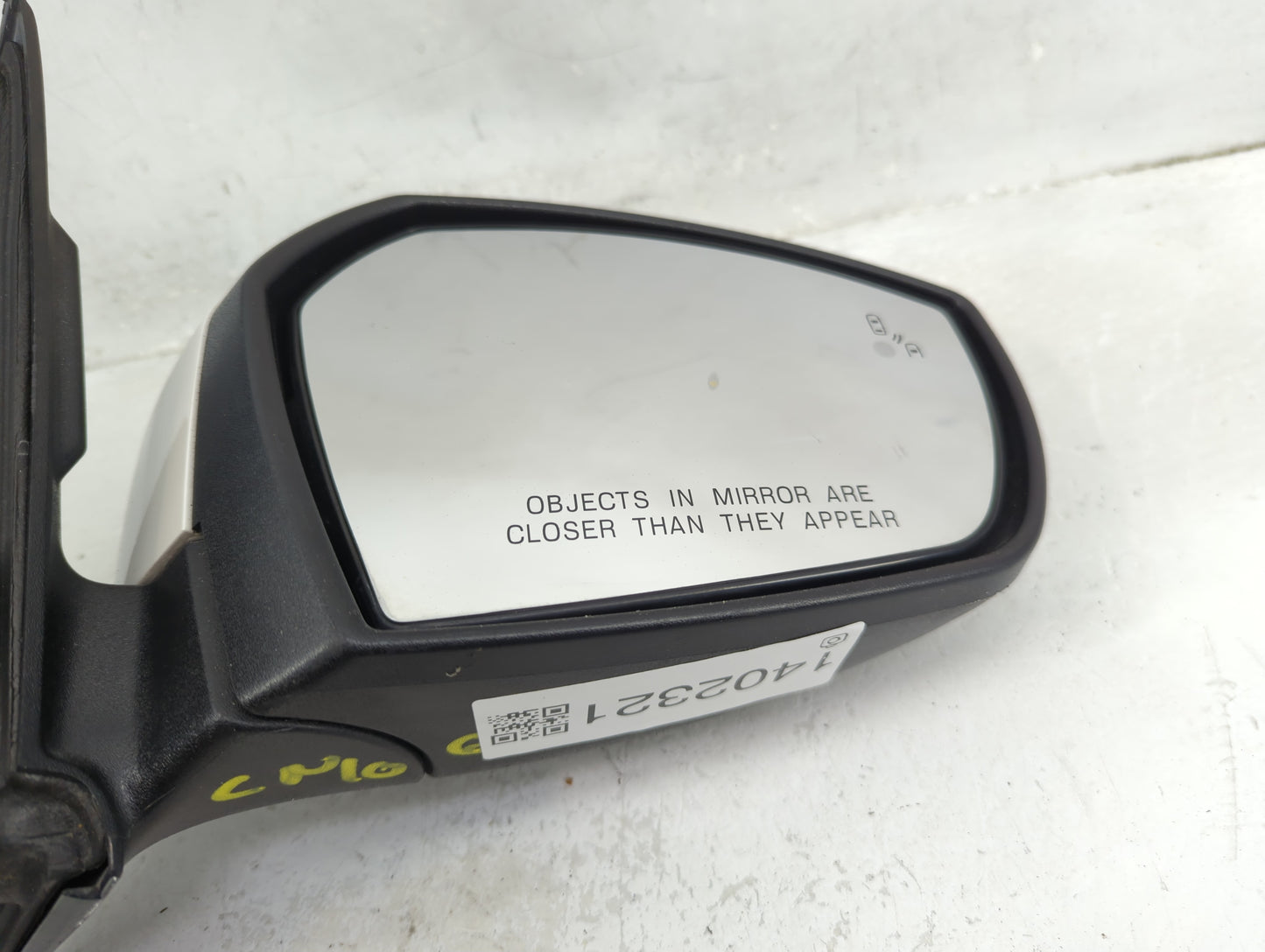 2017-2019 Ford Escape Passenger Side View Mirror - Right Door Mirror OEM Used - Oemusedautoparts1.com