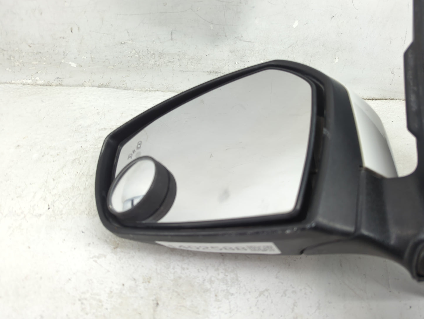 2017-2019 Ford Escape Driver Side View Mirror - Left Door Mirror OEM Used - Oemusedautoparts1.com