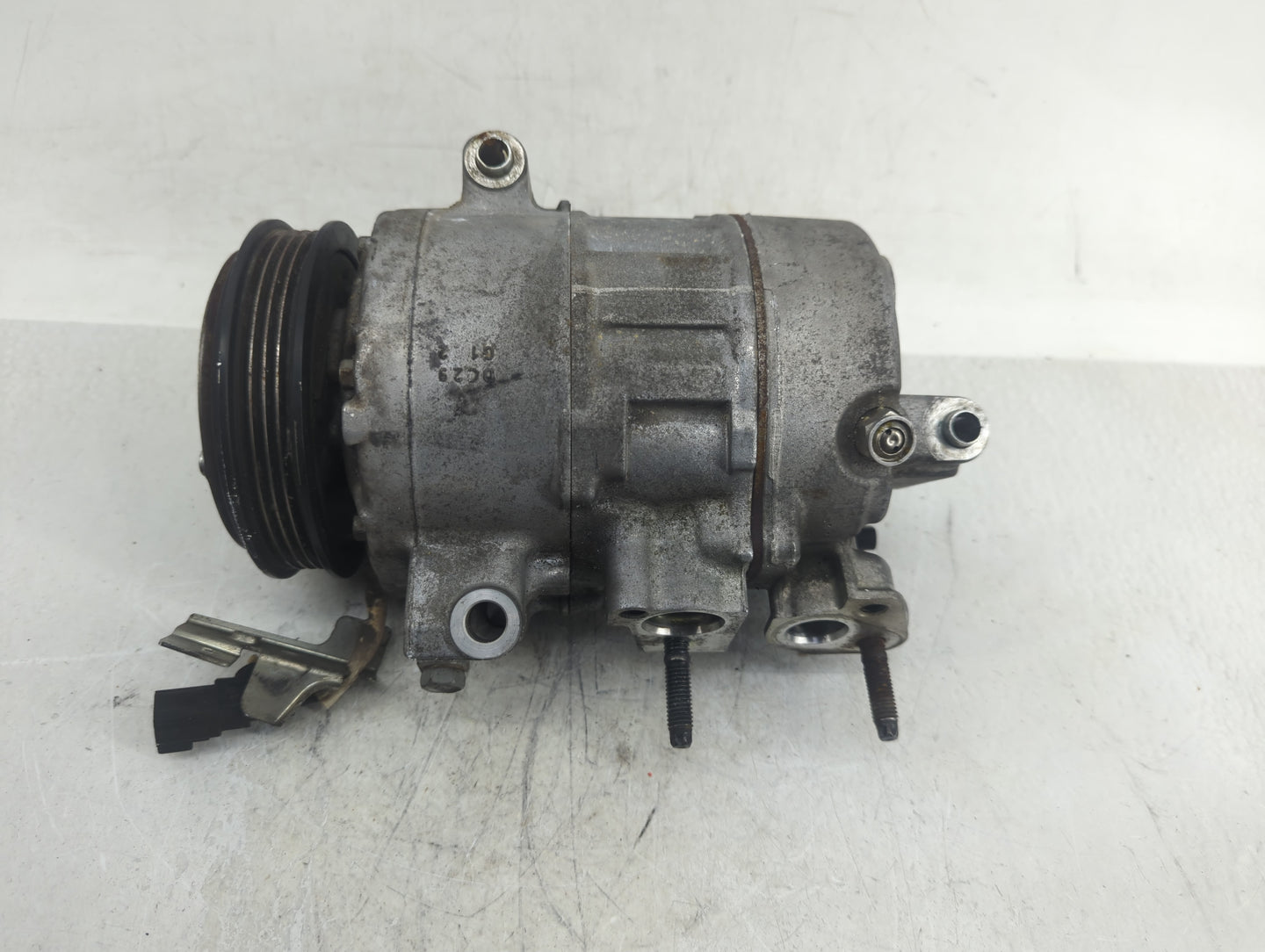 2017-2019 Ford Escape Air Conditioning A/c Ac Compressor Oem - Oemusedautoparts1.com