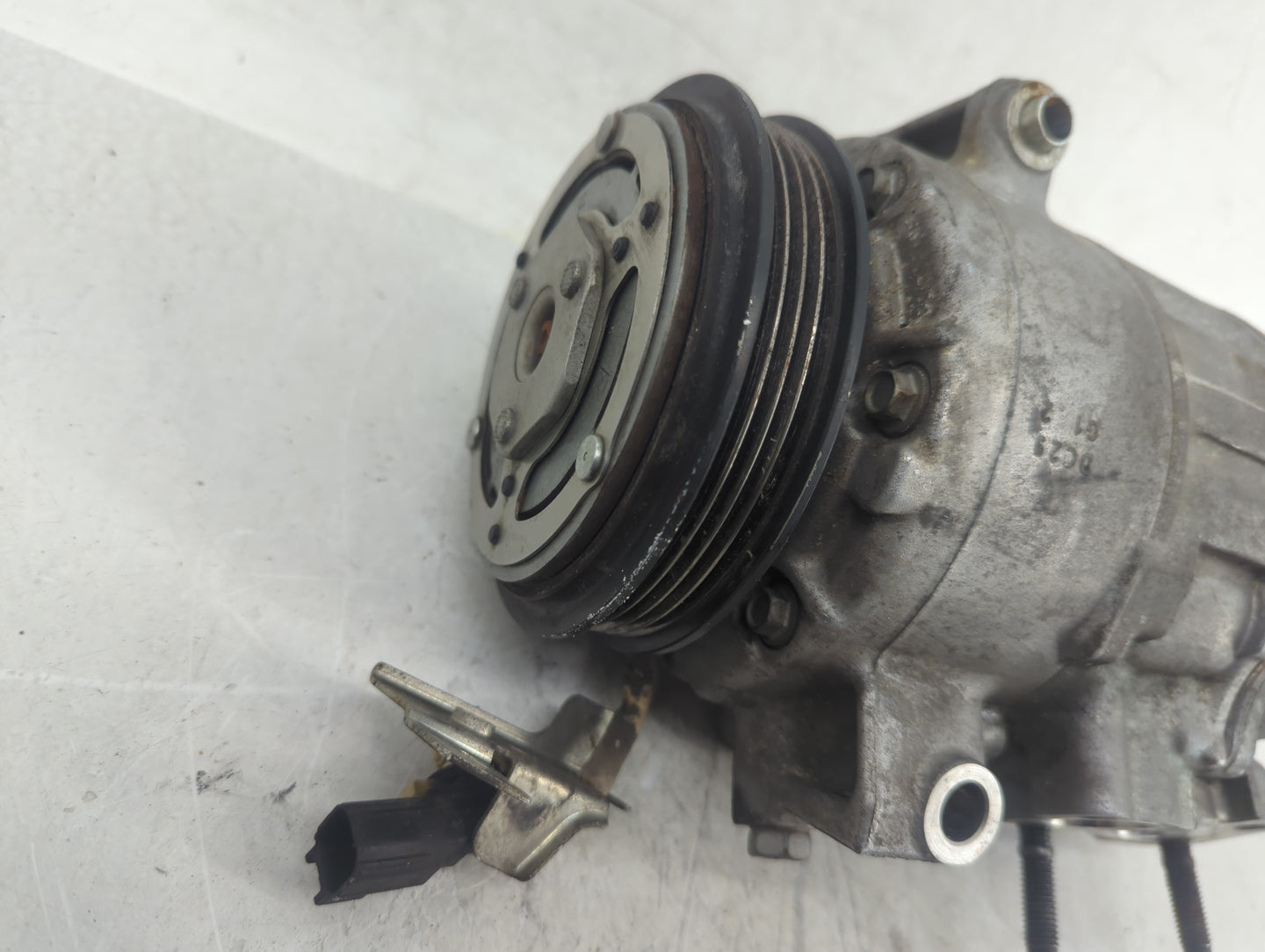2017-2019 Ford Escape Air Conditioning A/c Ac Compressor Oem - Oemusedautoparts1.com