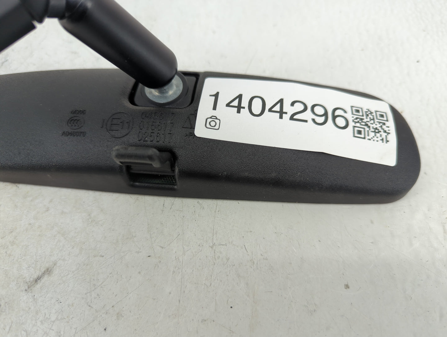 2017-2019 Ford Escape Interior Rear View Mirror Replacement OEM P/N:A048070 Fits Fits 2015 2016 2017 2018 2019 OEM Used Auto