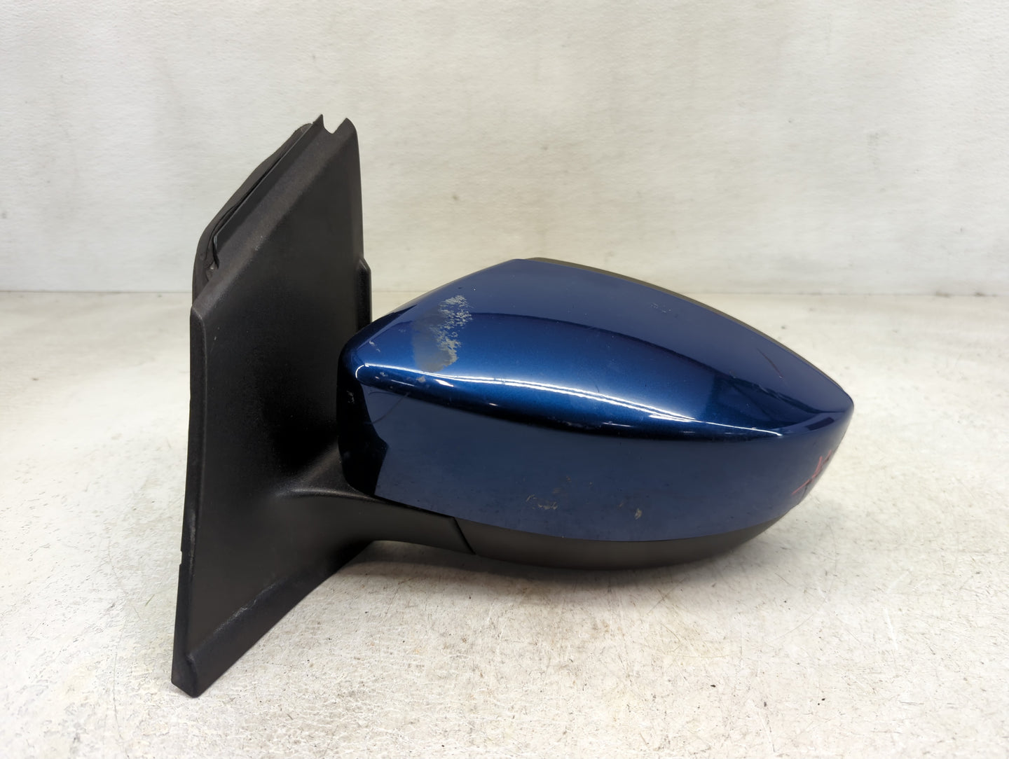 2017-2019 Ford Escape Driver Side View Mirror - Left Door Mirror OEM Used - Oemusedautoparts1.com