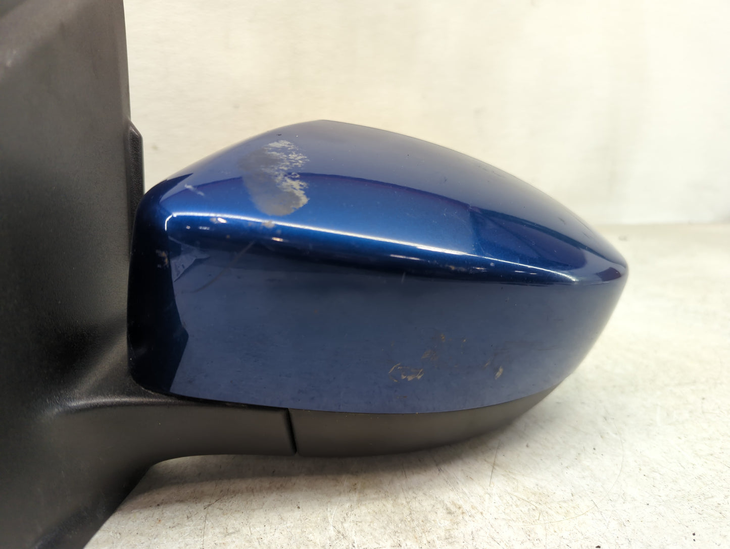 2017-2019 Ford Escape Driver Side View Mirror - Left Door Mirror OEM Used - Oemusedautoparts1.com