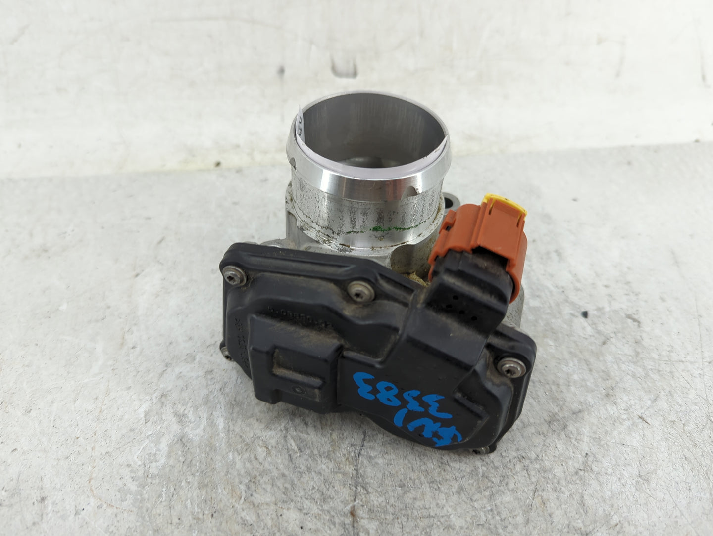2017-2019 Ford Escape Throttle Body P/N:DS7G-9F991-BB Fits Fits 2014 2015 2016 2017 2018 2019 2020 OEM Used Auto Parts - Oem