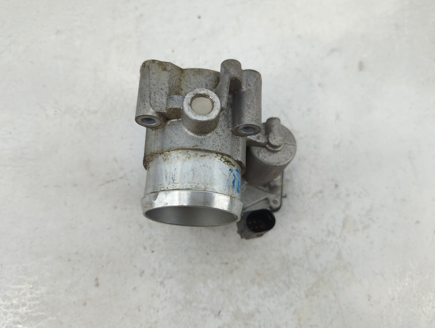 2017-2019 Ford Escape Throttle Body Fits Fits 2014 2015 2016 2017 2018 2019 2020 OEM Used Auto Parts - Oemusedautoparts1.com