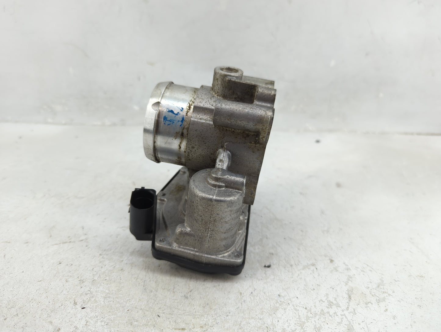 2017-2019 Ford Escape Throttle Body Fits Fits 2014 2015 2016 2017 2018 2019 2020 OEM Used Auto Parts - Oemusedautoparts1.com
