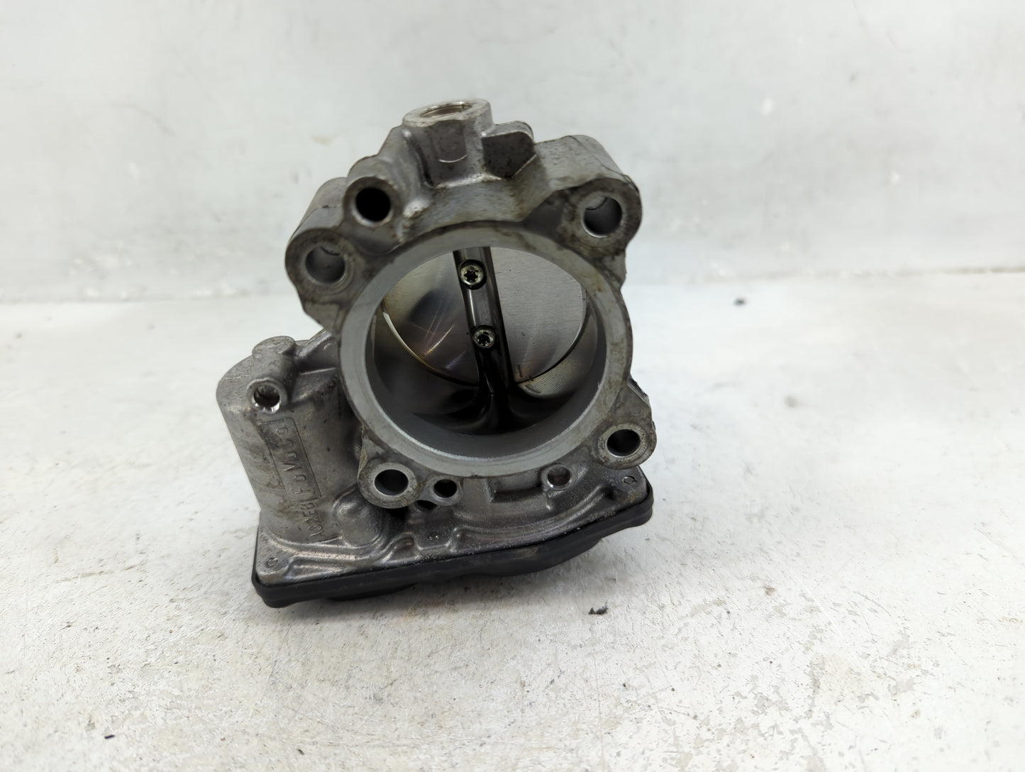 2017-2019 Ford Escape Throttle Body Fits Fits 2014 2015 2016 2017 2018 2019 2020 OEM Used Auto Parts - Oemusedautoparts1.com