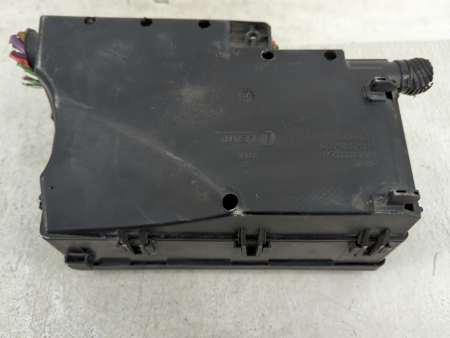 2017 Ford Escape Fusebox Fuse Box Panel Relay Module P/N:AV6T-14A142-AB Fits OEM Used Auto Parts - Oemusedautoparts1.com