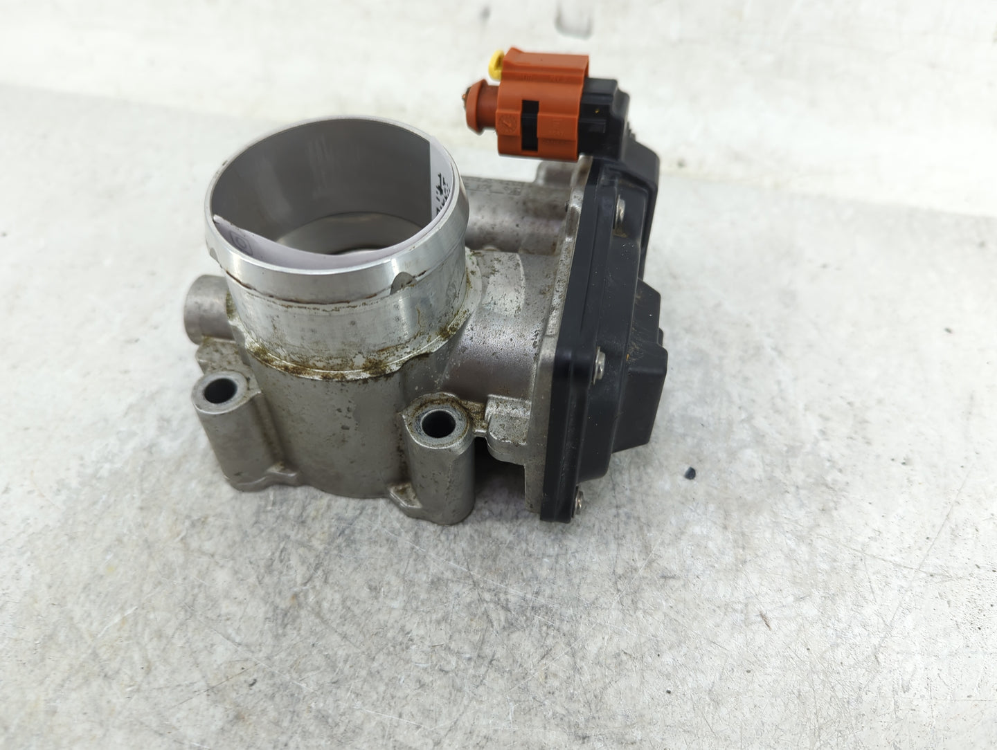 2017-2019 Ford Escape Throttle Body P/N:DS7G-9F991-BB Fits Fits 2014 2015 2016 2017 2018 2019 2020 OEM Used Auto Parts - Oem