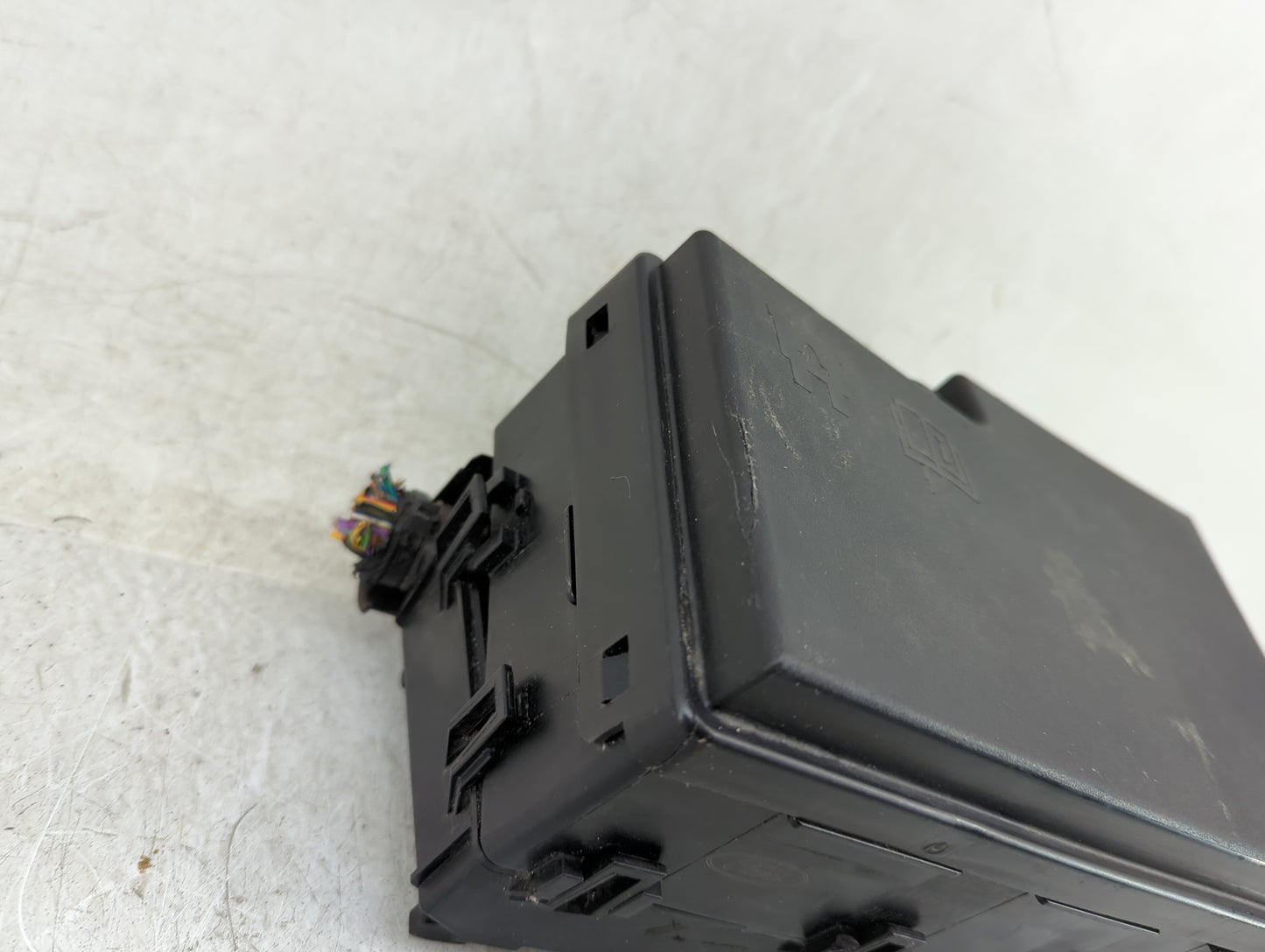 2017 Ford Escape Fusebox Fuse Box Panel Relay Module P/N:AV6T-14A142-AB Fits OEM Used Auto Parts - Oemusedautoparts1.com