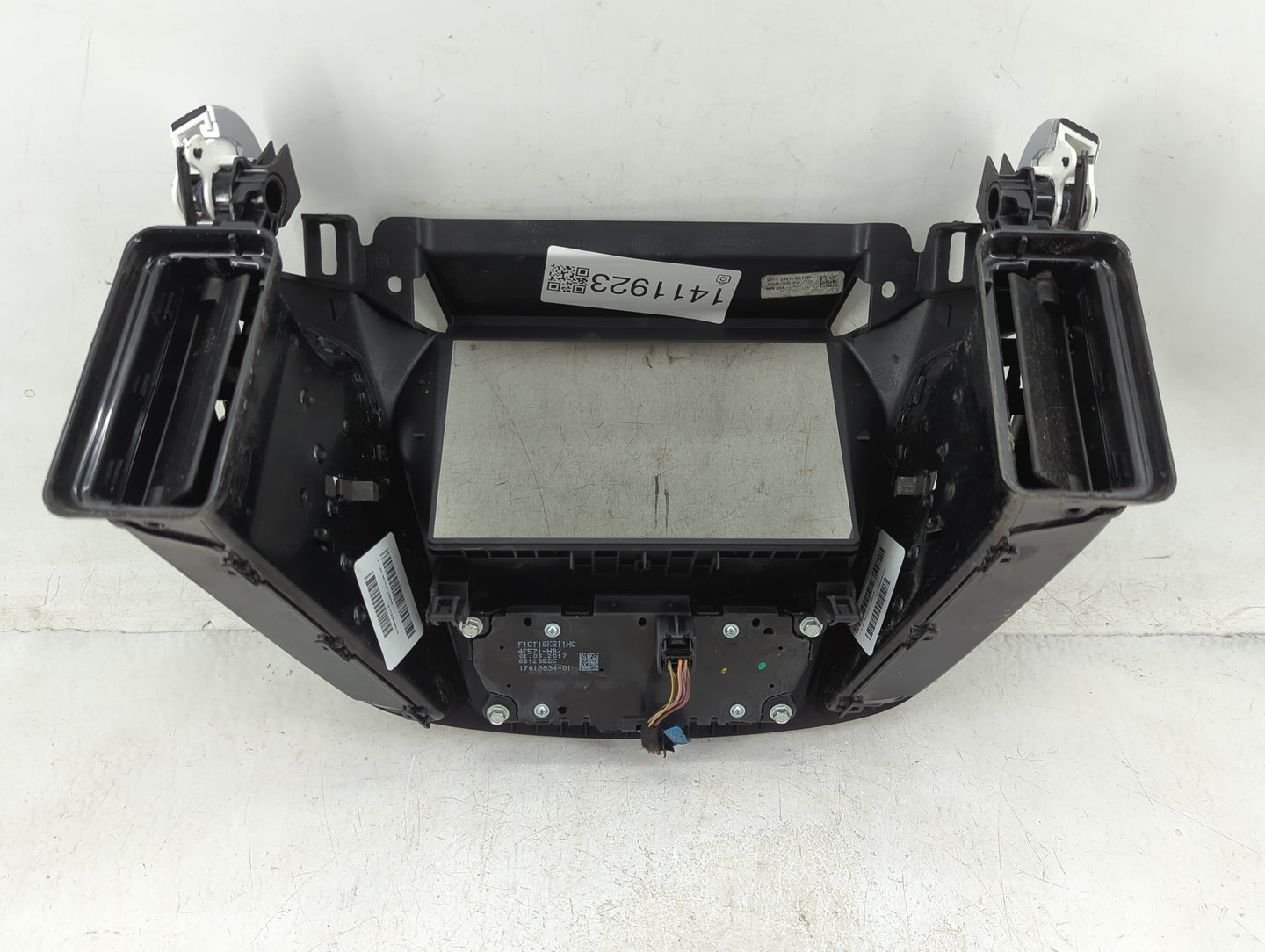2017-2019 Ford Escape Radio AM FM Cd Player Receiver Replacement Fits Fits 2017 2018 2019 OEM Used Auto Parts - Oemusedautop