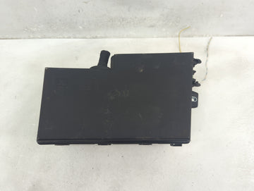 2017 Ford Escape Fusebox Fuse Box Panel Relay Module P/N:GJ7T-14A076-BA Fits OEM Used Auto Parts - Oemusedautoparts1.com