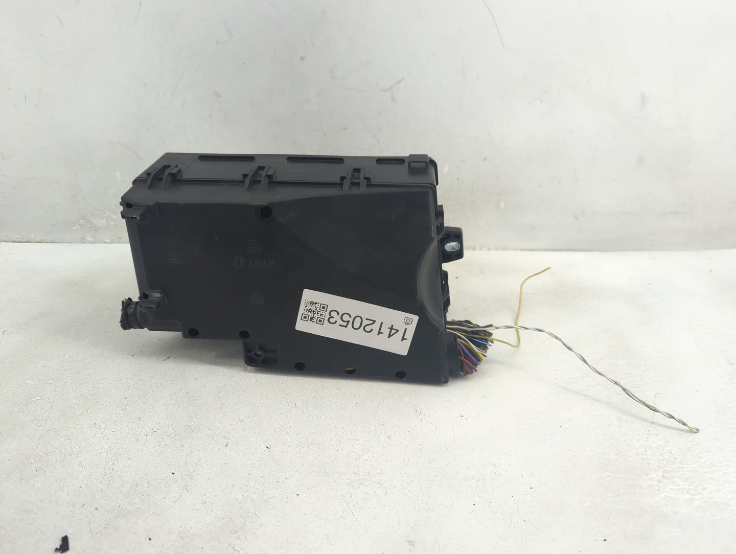 2017 Ford Escape Fusebox Fuse Box Panel Relay Module P/N:GJ7T-14A076-BA Fits OEM Used Auto Parts - Oemusedautoparts1.com