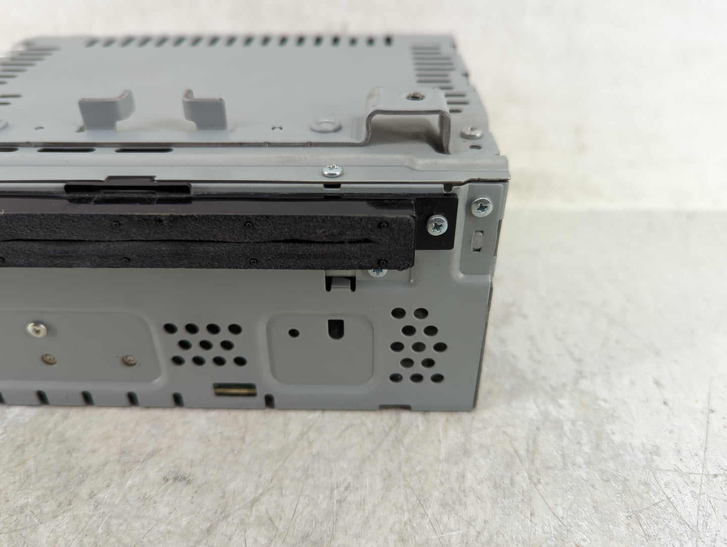 2017 Ford Escape Radio AM FM Cd Player Receiver Replacement P/N:GJ5T-19C107-BD Fits OEM Used Auto Parts - Oemusedautoparts1.