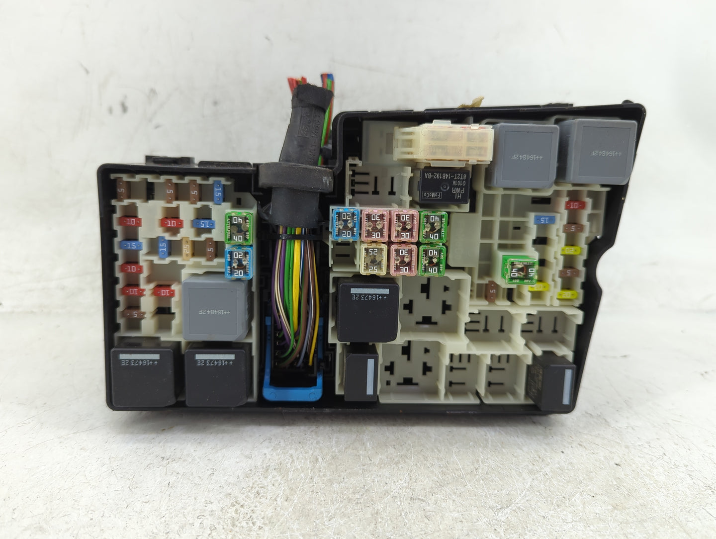 2017 Ford Escape Fusebox Fuse Box Panel Relay Module P/N:AV6T-14A067-AD Fits OEM Used Auto Parts - Oemusedautoparts1.com