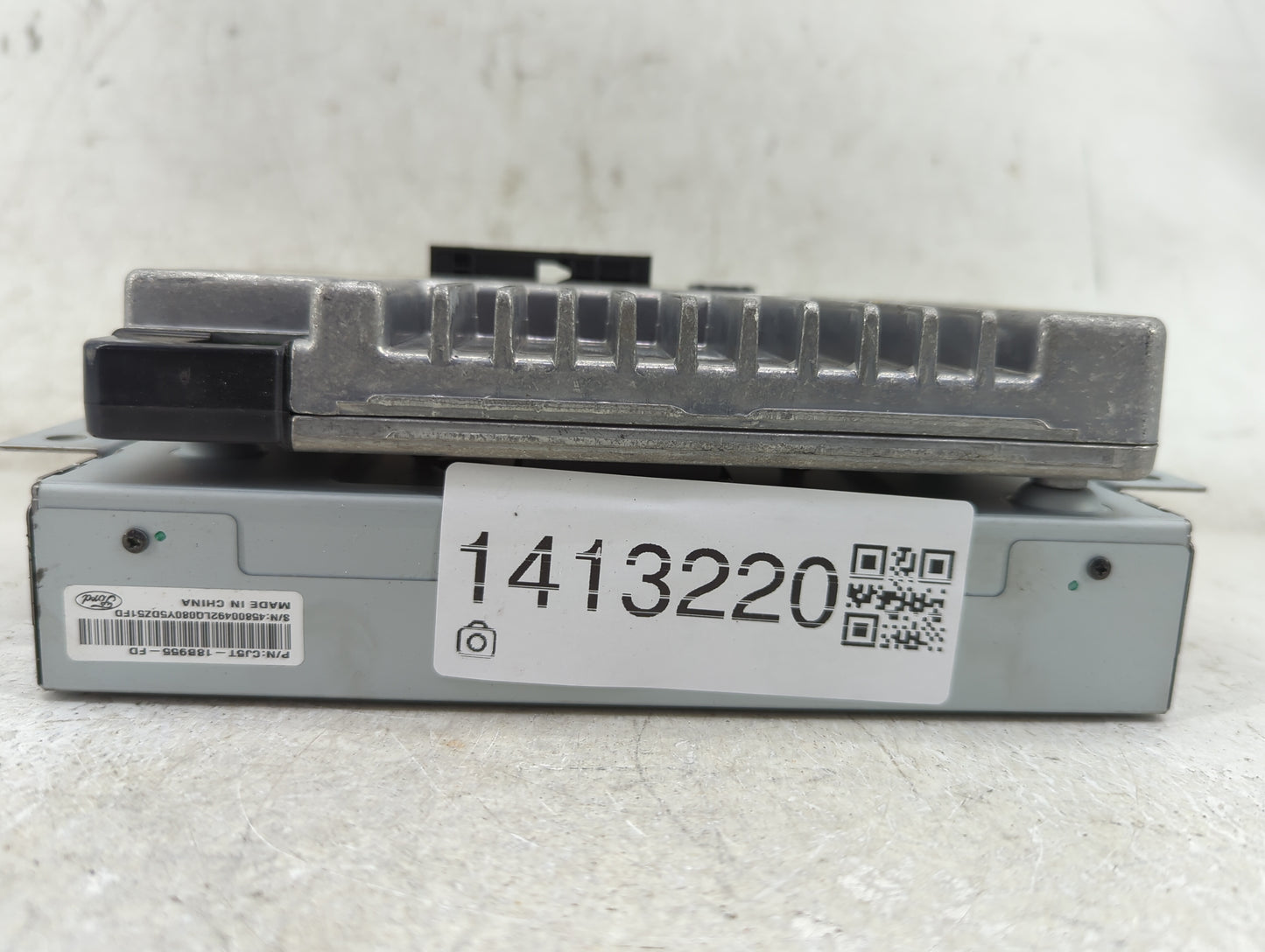 2016-2019 Ford Escape Information Display Screen - Oemusedautoparts1.com