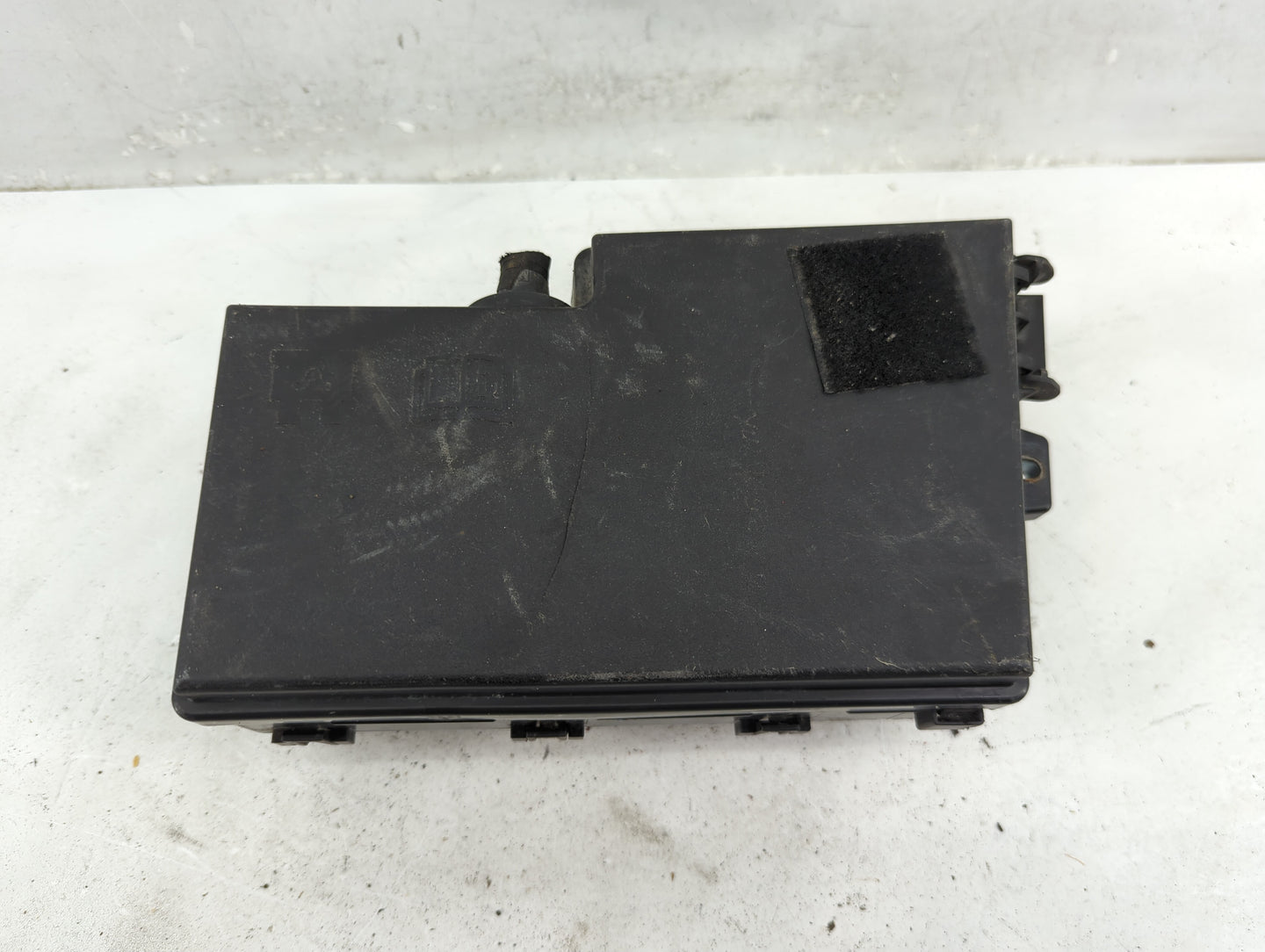 2017 Ford Escape Fusebox Fuse Box Panel Relay Module P/N:GJ7T-14A076-BA 19648 000 001, 21090 000 001 Fits OEM Used Auto Part