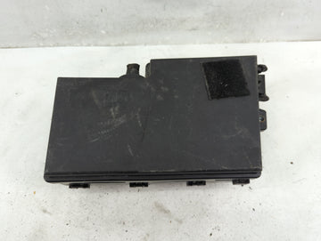 2017 Ford Escape Fusebox Fuse Box Panel Relay Module P/N:GJ7T-14A076-BA 19648 000 001, 21090 000 001 Fits OEM Used Auto Part