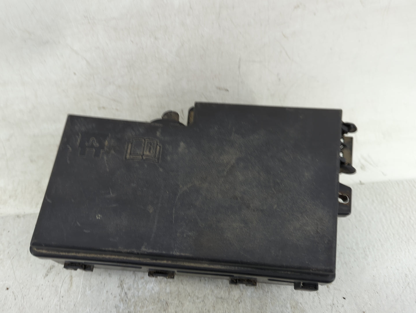 2017 Ford Escape Fusebox Fuse Box Panel Relay Module P/N:E02345500 AV6T-14A067-AD Fits OEM Used Auto Parts - Oemusedautopart