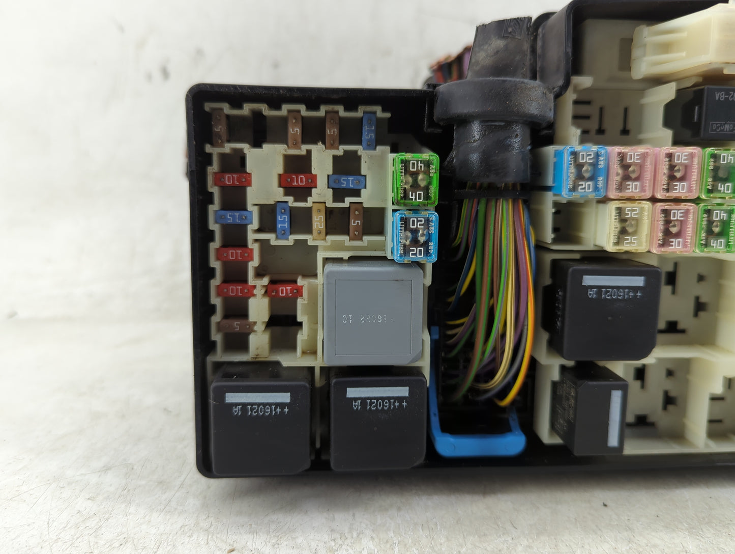 2017 Ford Escape Fusebox Fuse Box Panel Relay Module P/N:GJ7T-14A076-BA AV6T-14A142-AB Fits OEM Used Auto Parts - Oemusedaut