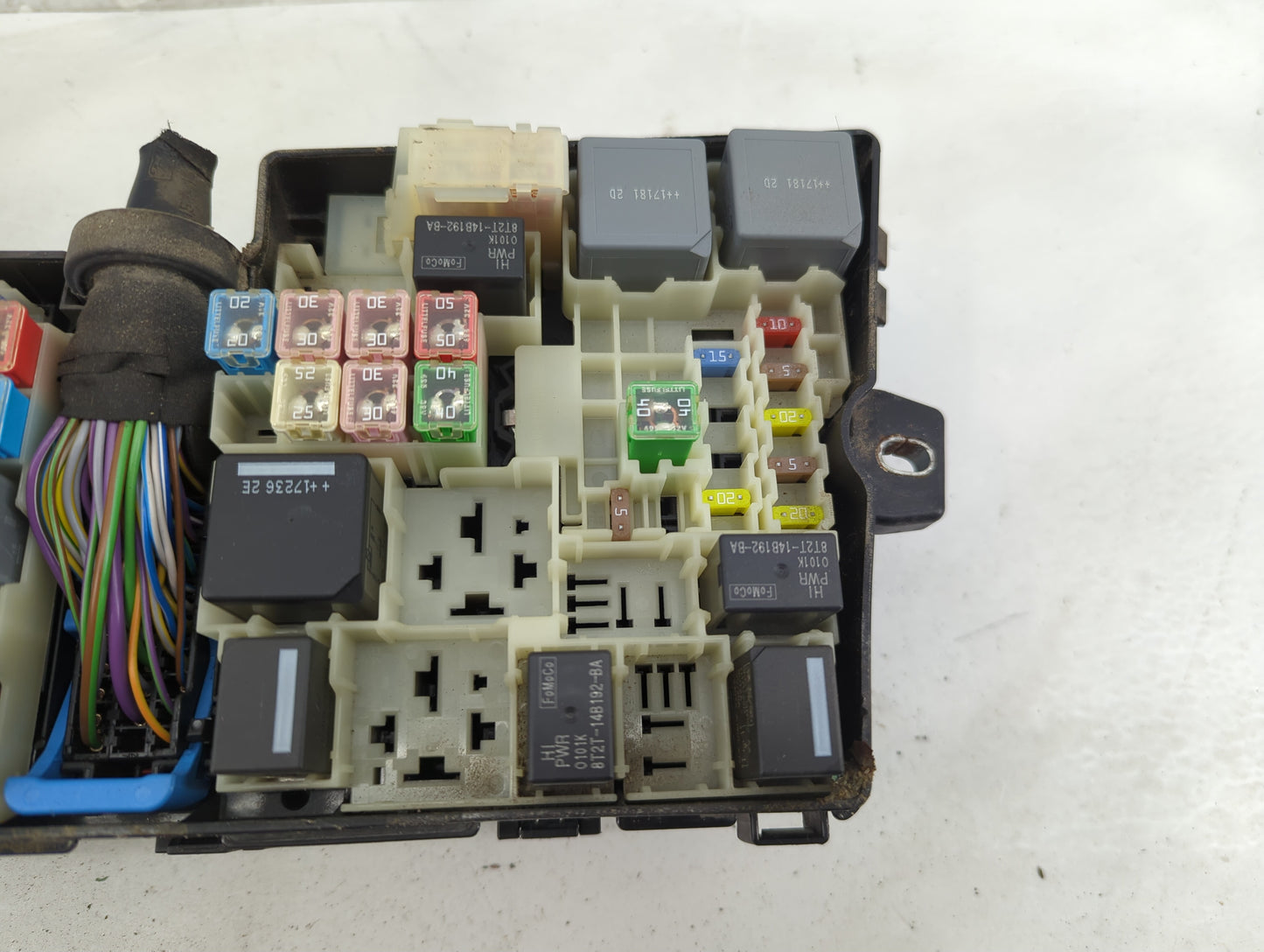2017 Ford Escape Fusebox Fuse Box Panel Relay Module P/N:E00027328 AV6T-14A142-AB Fits OEM Used Auto Parts - Oemusedautopart
