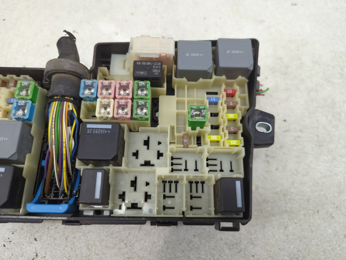 2017 Ford Escape Fusebox Fuse Box Panel Relay Module P/N:GJ7T-14A076-BA Fits OEM Used Auto Parts - Oemusedautoparts1.com