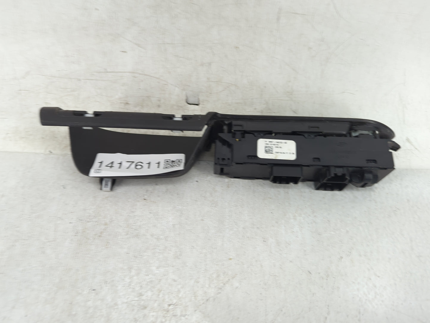2017-2019 Ford Escape Master Power Window Switch Replacement Driver Side Left P/N:BM5T-14A132-AB Fits OEM Used Auto Parts - 