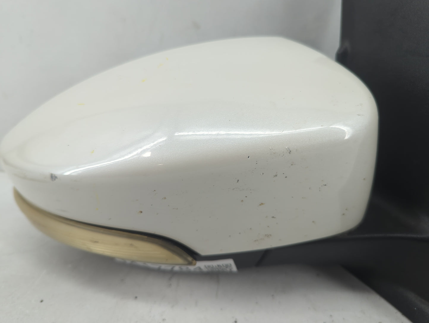 2017-2019 Ford Escape Passenger Side View Mirror - Right Door Mirror OEM Used - Oemusedautoparts1.com