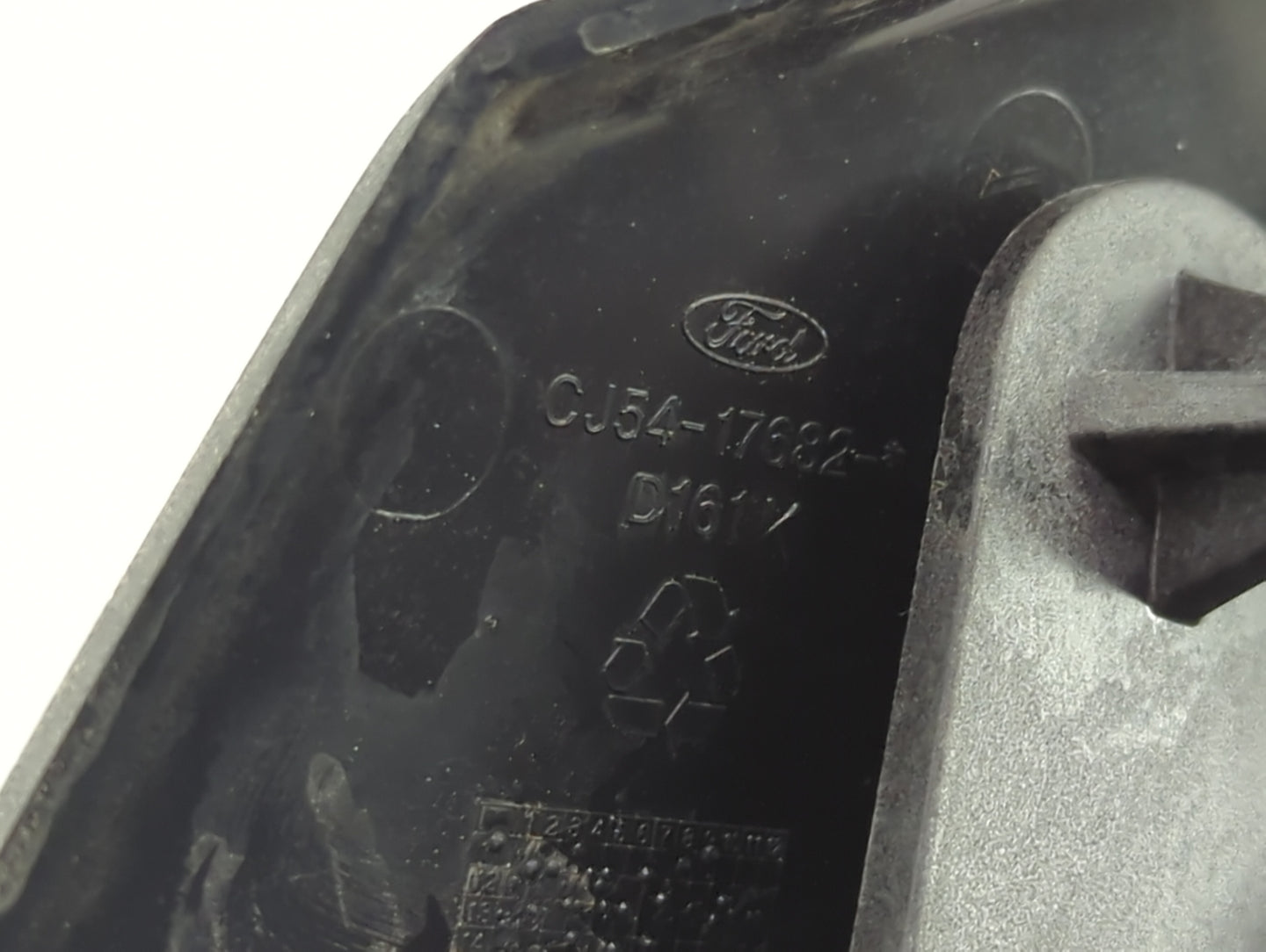 2017-2019 Ford Escape Passenger Side View Mirror - Right Door Mirror OEM Used - Oemusedautoparts1.com