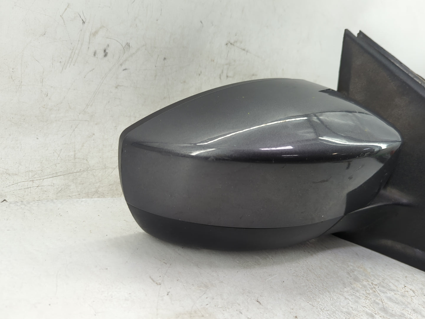 2017-2019 Ford Escape Passenger Side View Mirror - Right Door Mirror OEM Used - Oemusedautoparts1.com