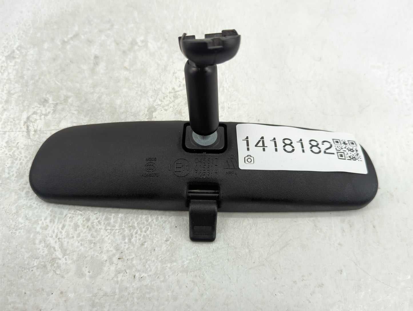 2017-2019 Ford Escape Interior Rear View Mirror Replacement OEM P/N:A048070 Fits Fits 2015 2016 2017 2018 2019 OEM Used Auto