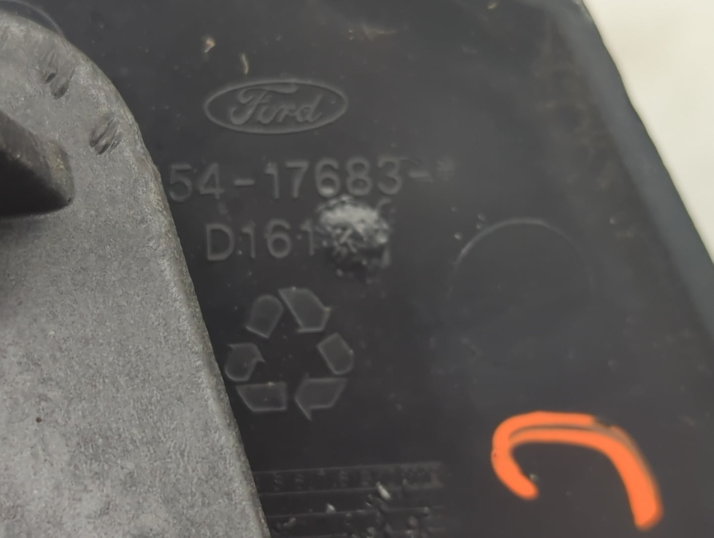 2017-2019 Ford Escape Driver Side View Mirror - Left Door Mirror OEM Used - Oemusedautoparts1.com