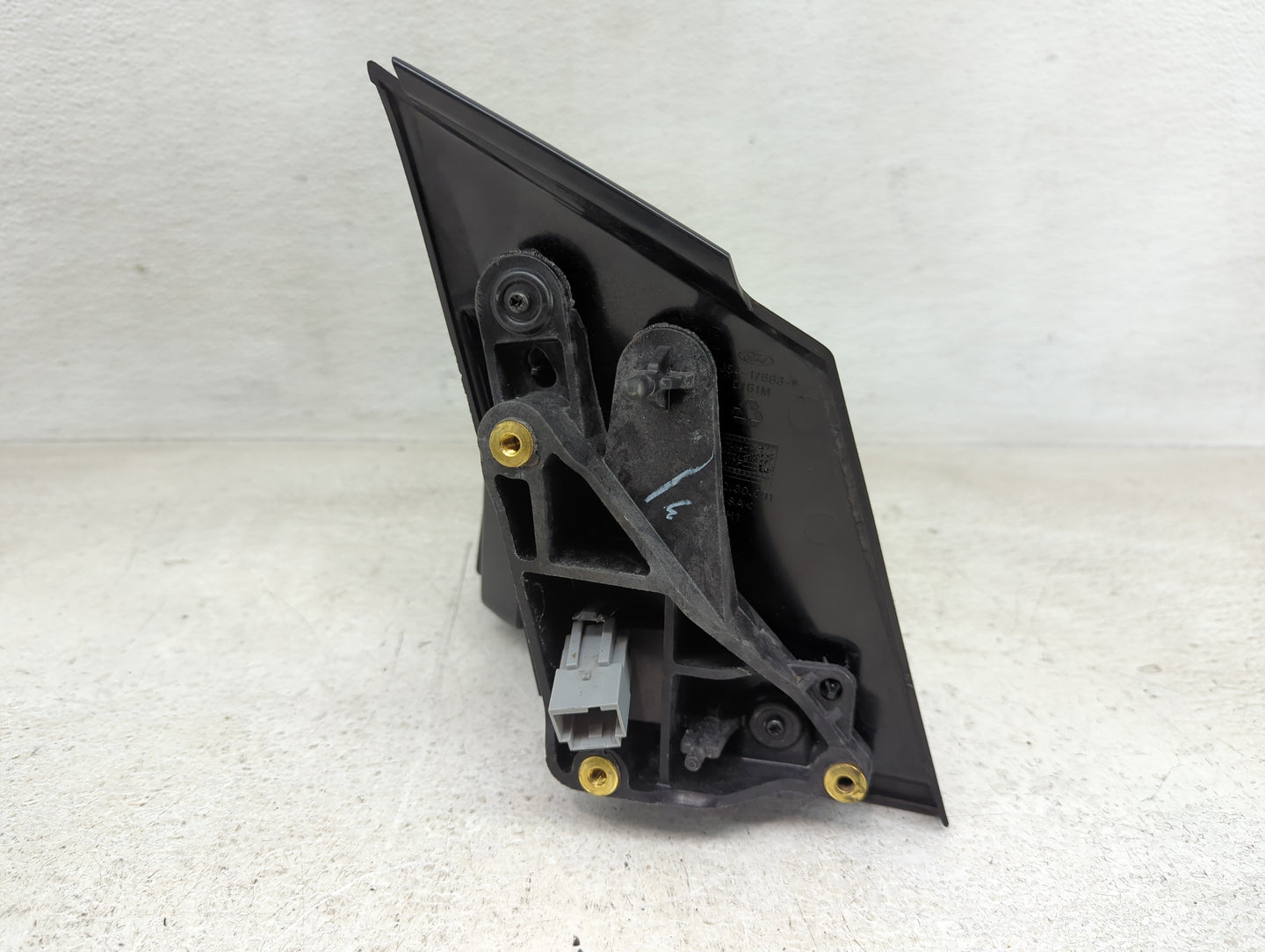 2017-2019 Ford Escape Driver Side View Mirror - Left Door Mirror OEM Used - Oemusedautoparts1.com