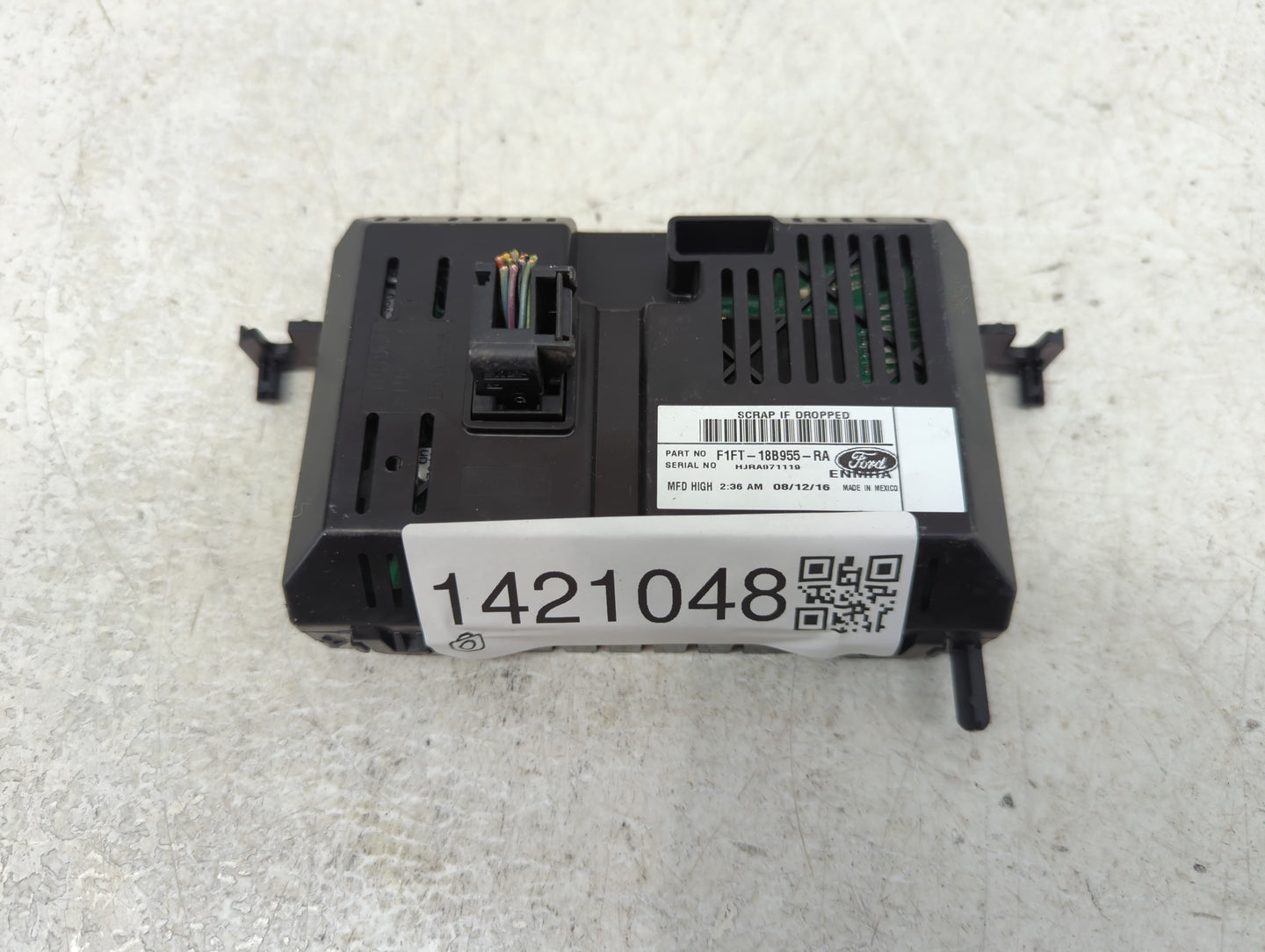 2017-2017 Ford Escape Information Display Screen - Oemusedautoparts1.com