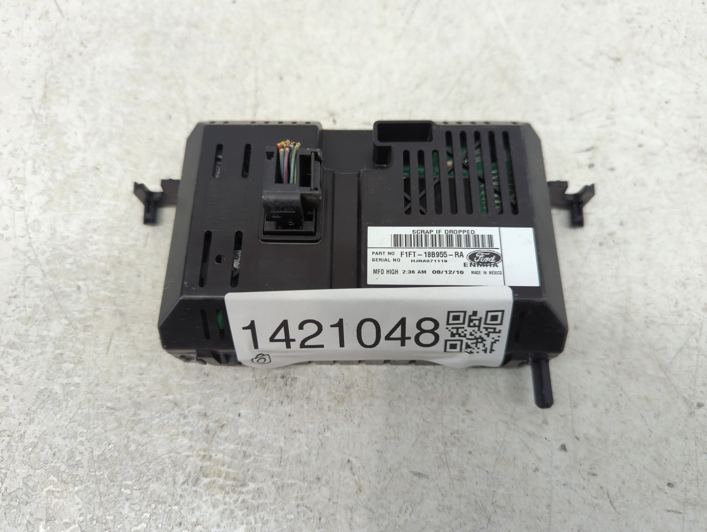 2017-2017 Ford Escape Information Display Screen - Oemusedautoparts1.com