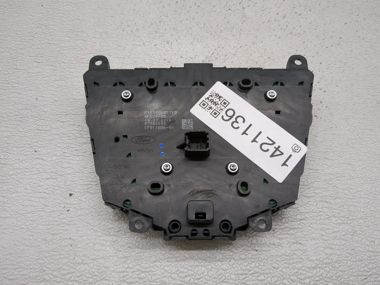 2017-2019 Ford Escape Radio Control Panel - Oemusedautoparts1.com