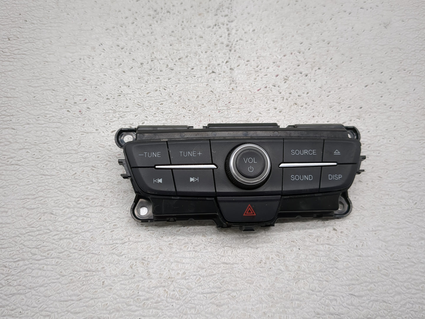 2017-2019 Ford Escape Radio Control Panel - Oemusedautoparts1.com