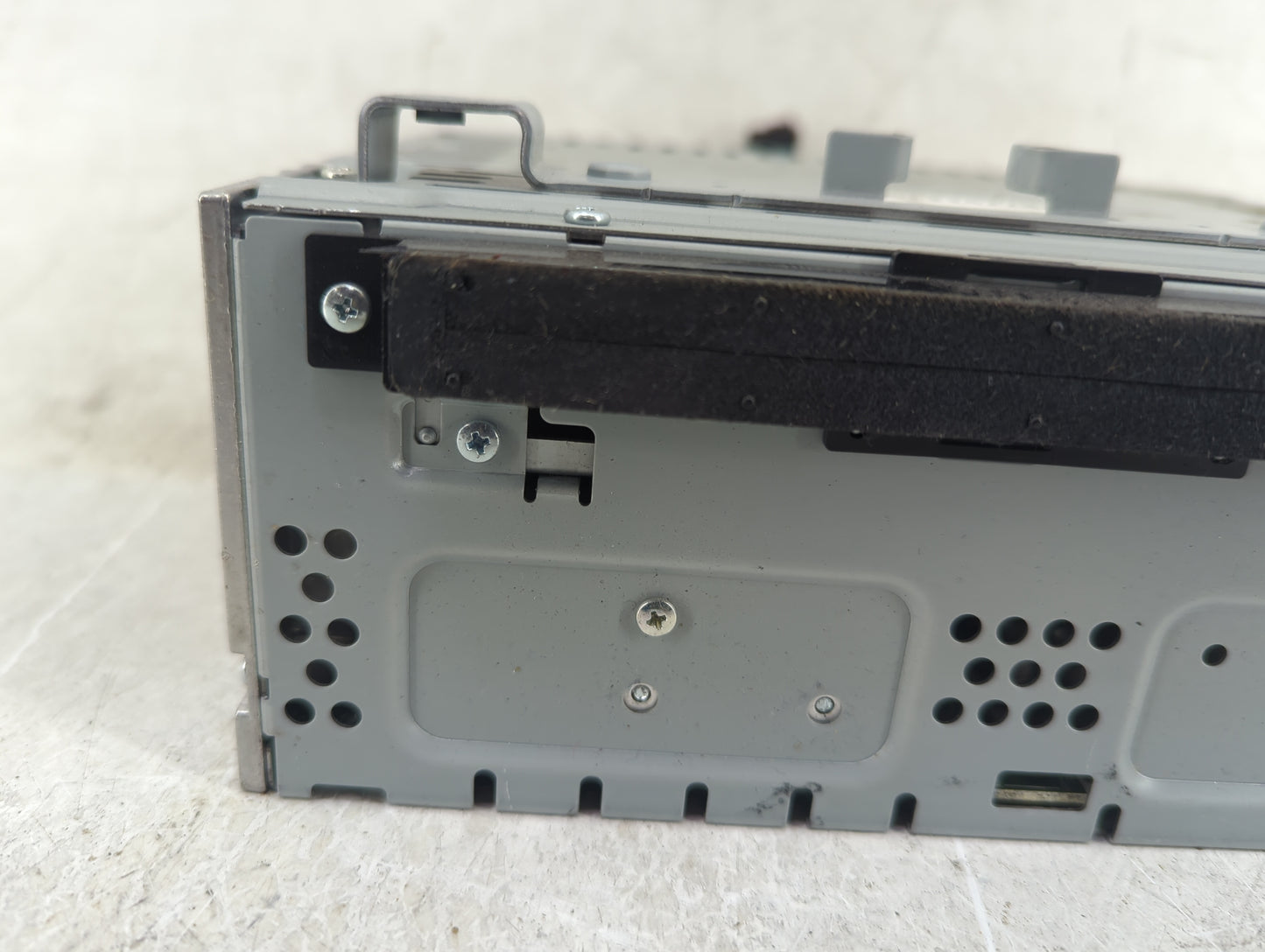 2015-2019 Ford Escape Radio AM FM Cd Player Receiver Replacement Fits Fits 2015 2016 2017 2018 2019 OEM Used Auto Parts - Oe