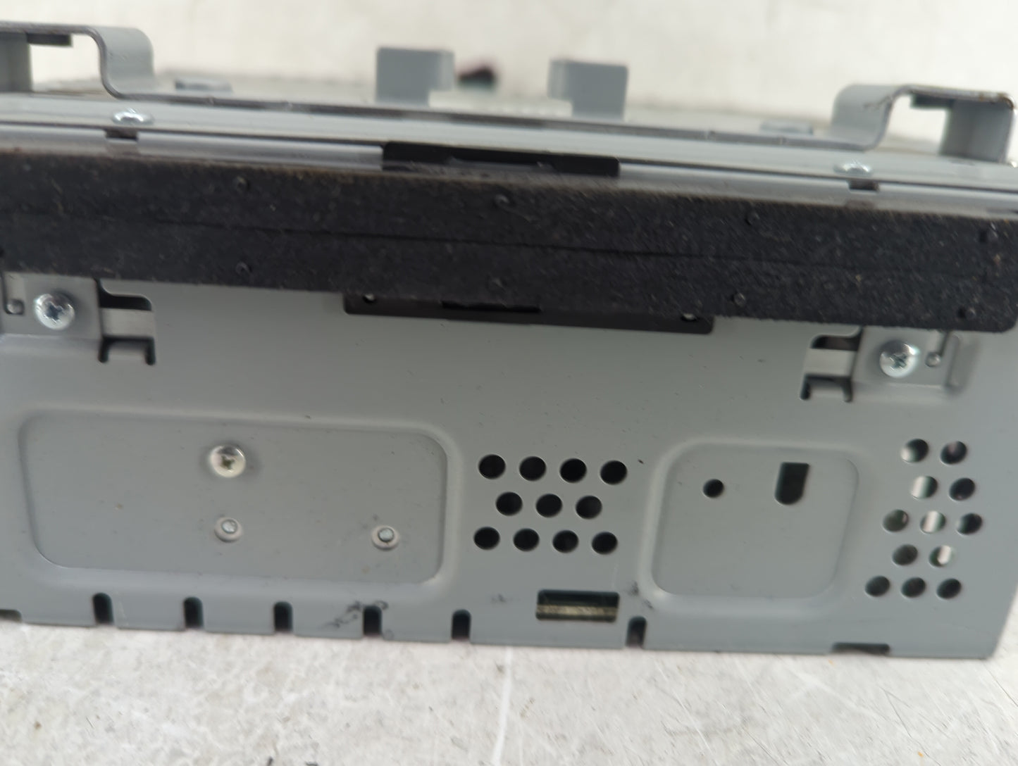 2015-2019 Ford Escape Radio AM FM Cd Player Receiver Replacement Fits Fits 2015 2016 2017 2018 2019 OEM Used Auto Parts - Oe