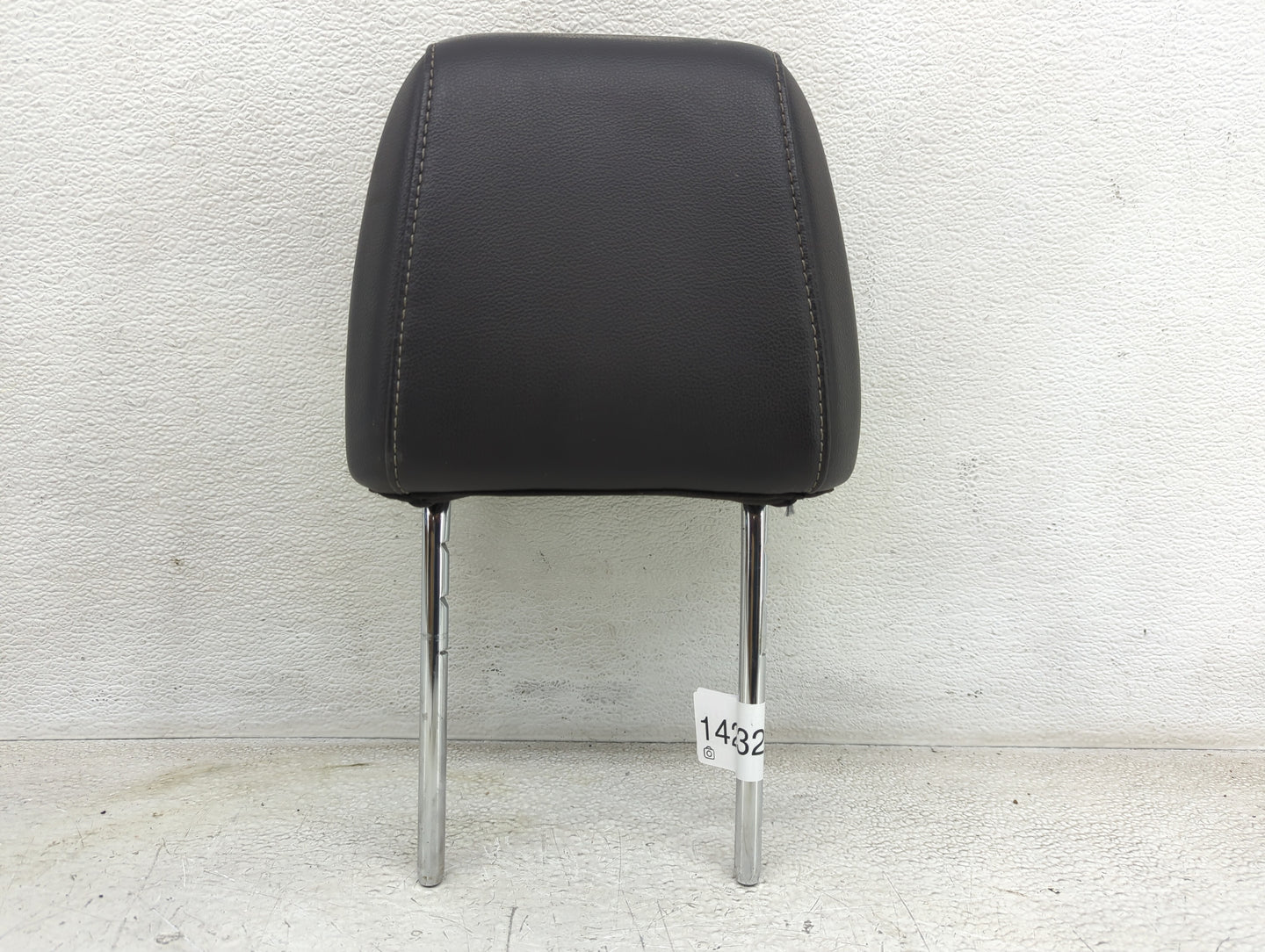 2017 Ford Escape Headrest Head Rest Front Driver Seat Black - Oemusedautoparts1.com