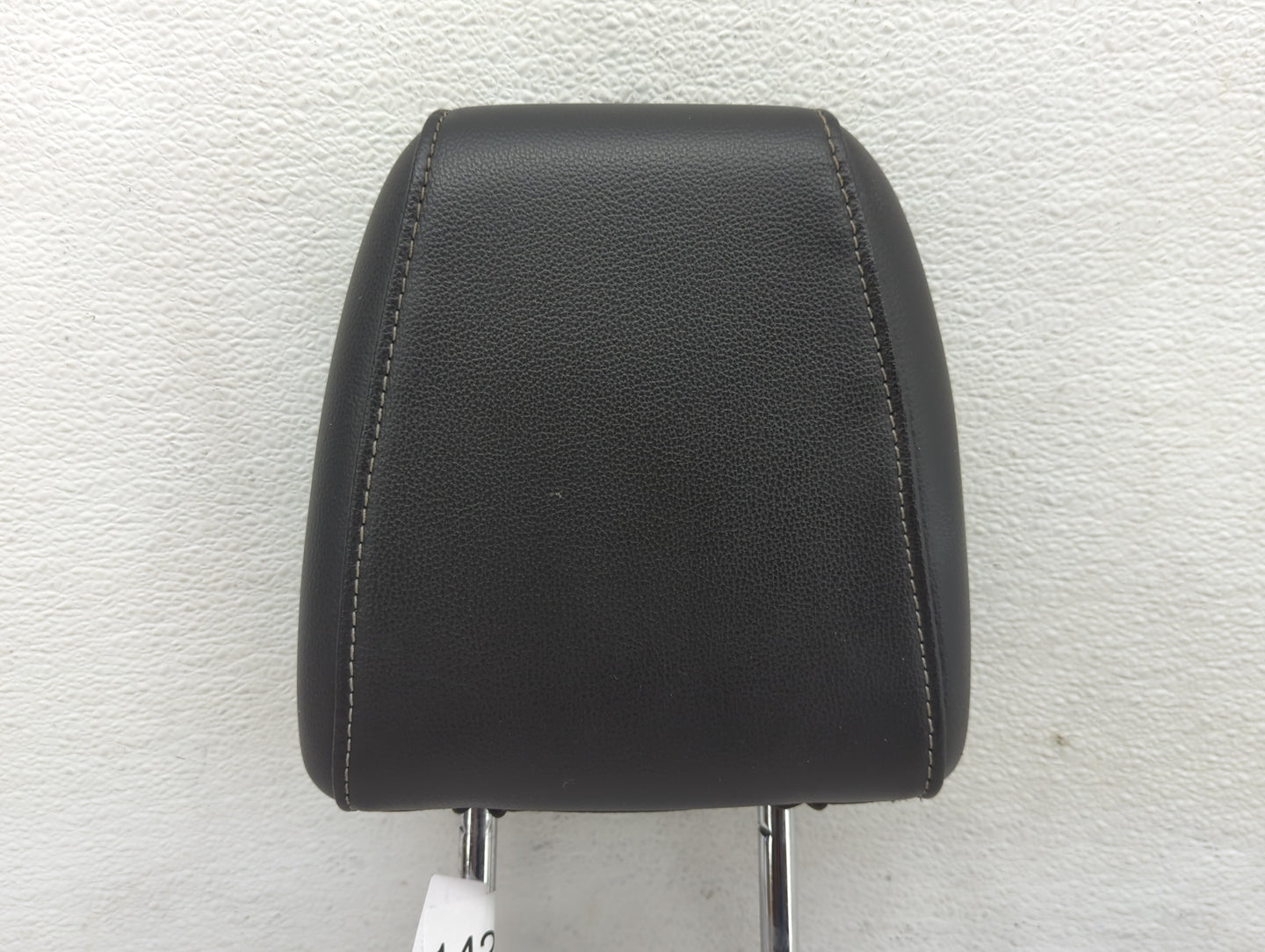 2015-2019 Ford Escape Headrest Head Rest Rear Seat Fits Fits 2015 2016 2017 2018 2019 OEM Used Auto Parts - Oemusedautoparts